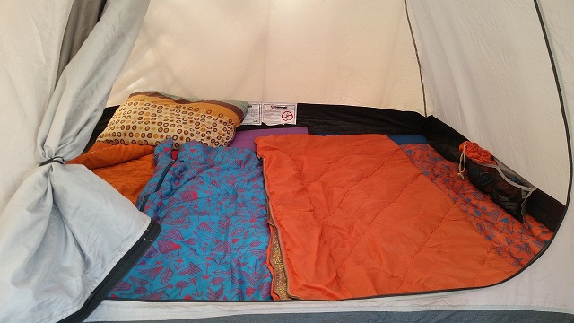 沖磯　キャンプ　テント